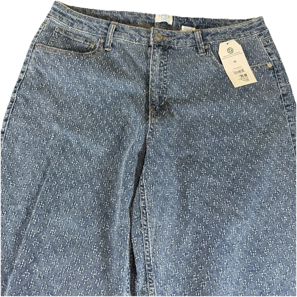 Time & Tru Jeans 16 High Rise Relaxed Light Wash Embellished Denim Stretch NWT‎